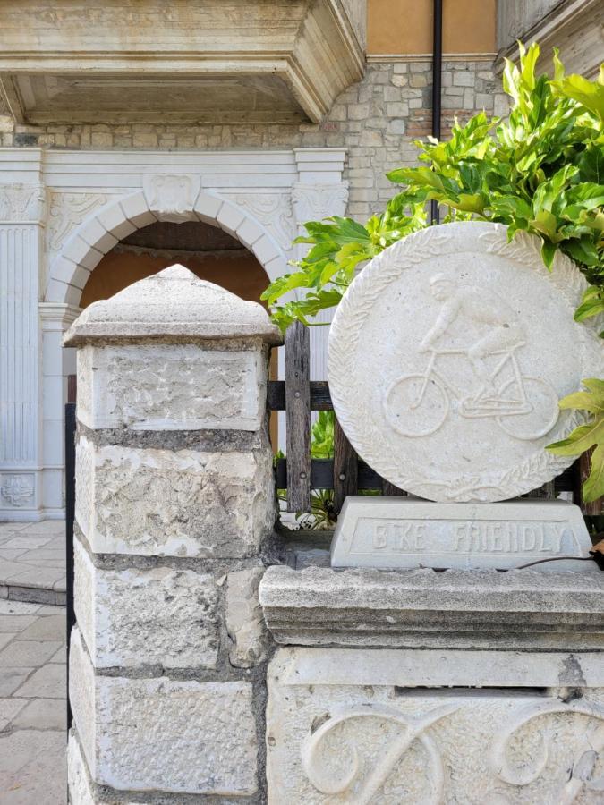 Domus Romulea Hotel Bisaccia Exterior photo