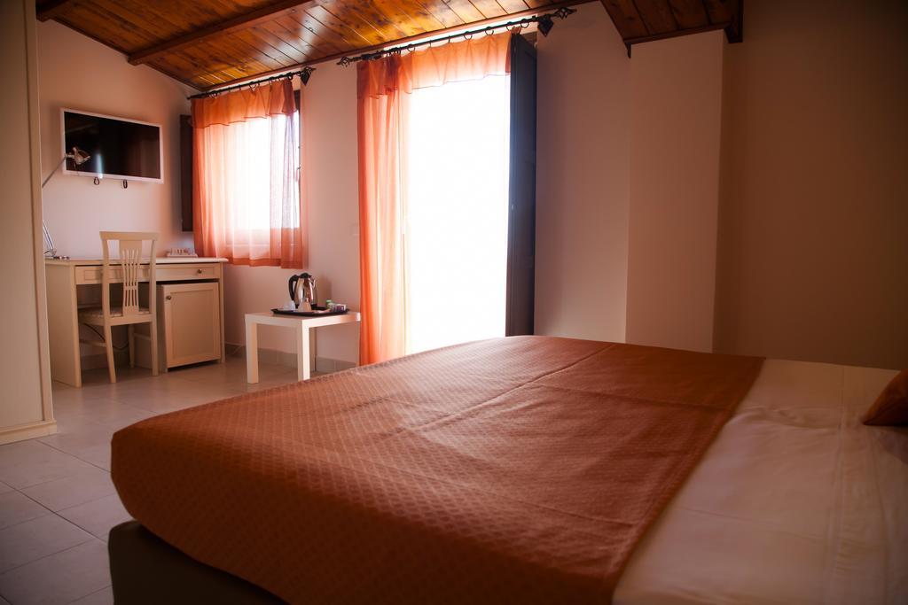 Domus Romulea Hotel Bisaccia Exterior photo